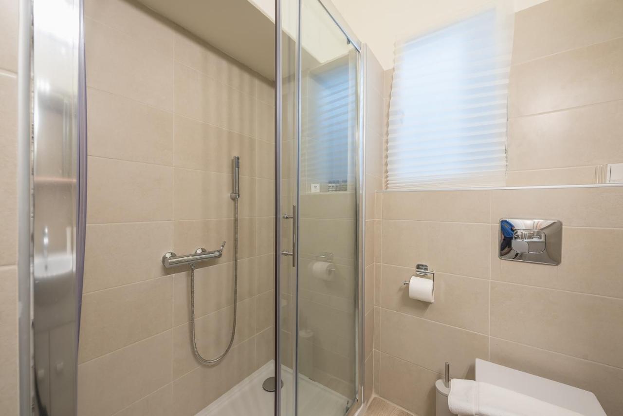Athenean Classic Apartment At Acropolis Museum & Metro Extérieur photo